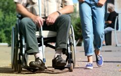 wheelchair-1629490_1920-1078×748