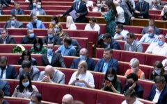 Заседание ВР, "Слуги народа", зарплаты