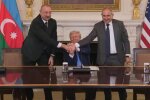 "Теперь они друзья": Алиев, Пашинян и Трамп подписали мирную декларацию