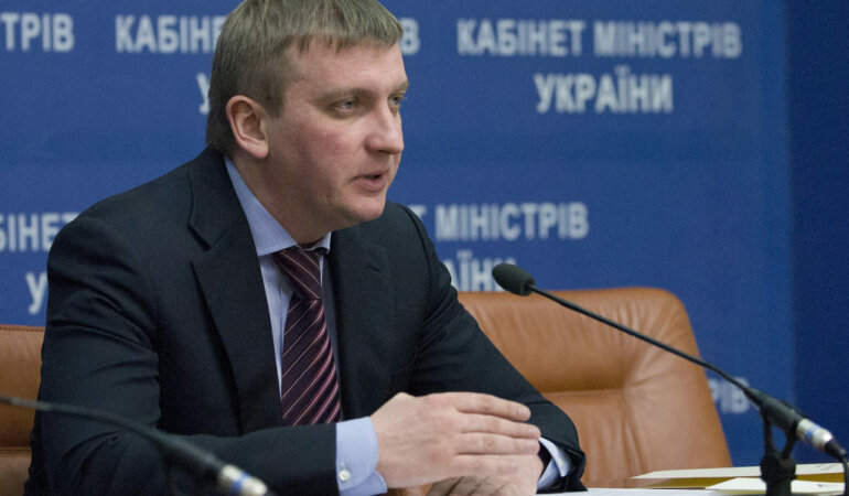 Павел Петренко