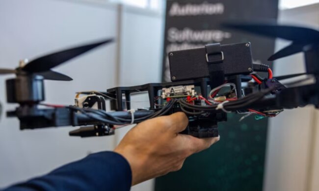 Компьютер Auterion’s Skynode