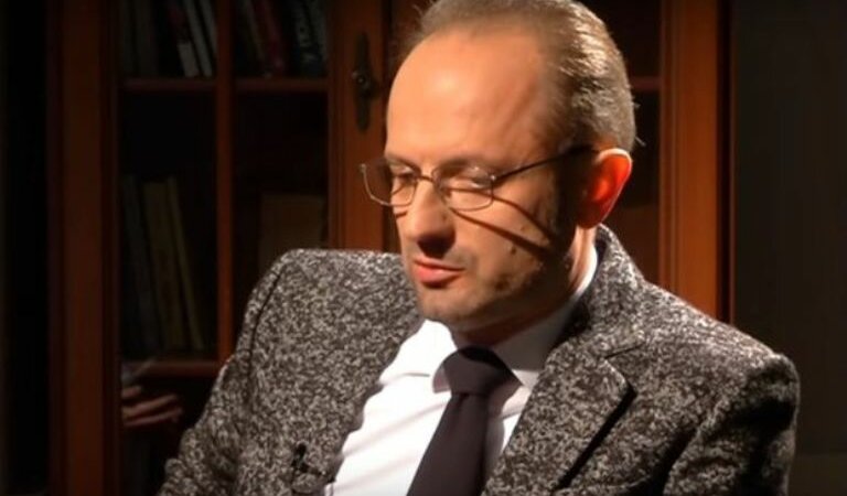 Роман Бессмертный