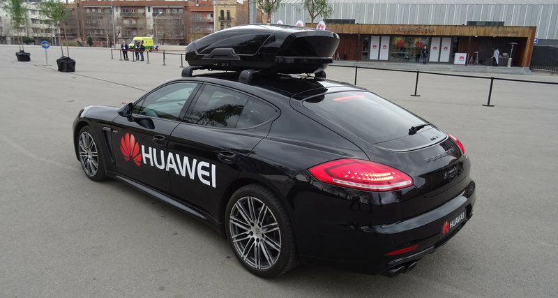 беспилотный авто Huawei