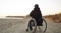 Уход за лицами с инвалидностью