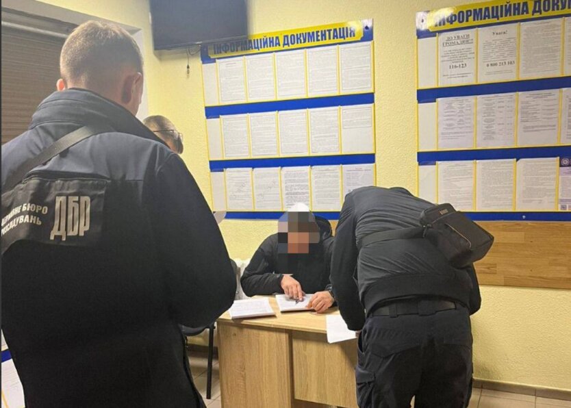 ДБР почало розслідувати інцидент з врученням повістки в Одесі