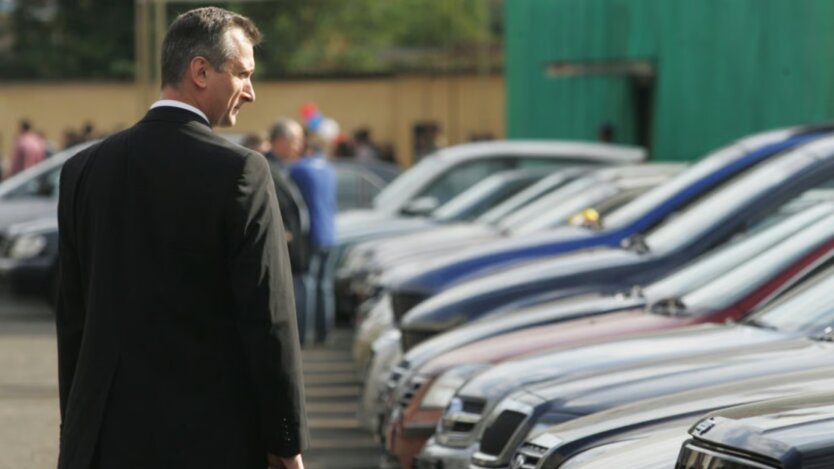 Покупка авто / Фото: УНИАН