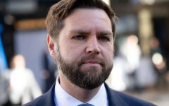 Джей ди Вэнс