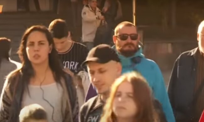 Украинцы, проблемы в стране, война на Донбассе