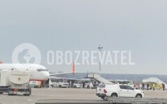 самолет из Уханя