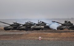 Российские учения на границе с Украиной, танки