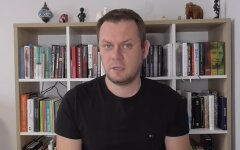 Денис Казанский, памятник украинскому военному, Дебальцево