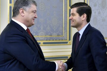 mitchell-poroshenko