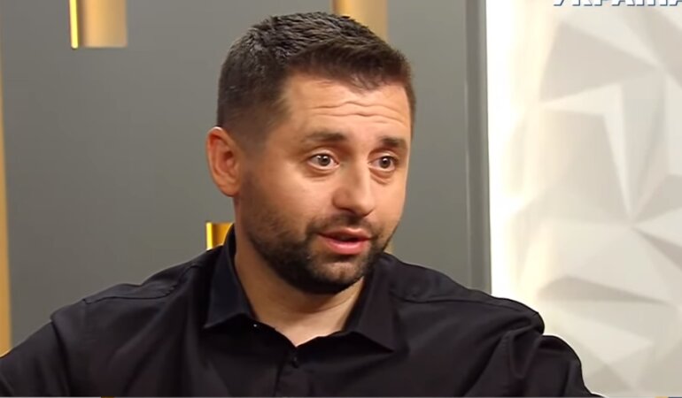 Давид Арахамия, увольнение министров, Максим Степанов