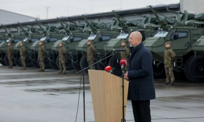 Україна отримала від Латвії бронетранспортери Patria