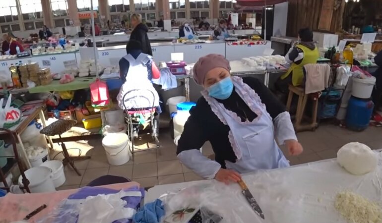 Ляшко разрешил открыть продуктовые рынки, но с условием