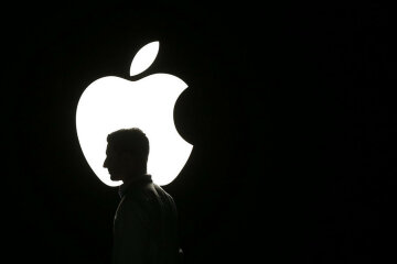 Капитализация Apple опустилась ниже $1 трлн впервые с октября
