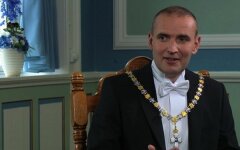 Гвюдни Йоуханнессон , выборы президента в исландии