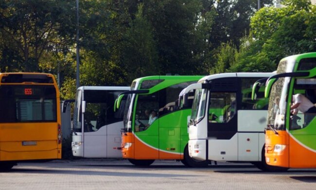 Імпорт автобусів