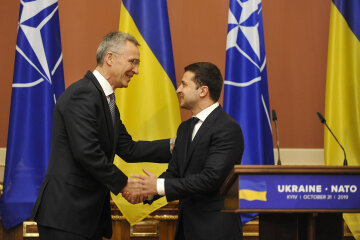 Вступление Украины в НАТО,Дмитрий Кулеба,МИД Украины,закон "Об оборонных закупках"