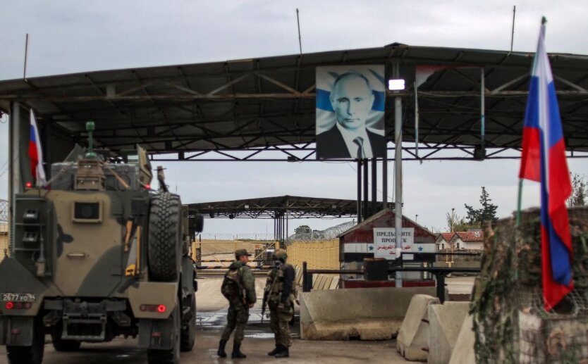 Россия возобновила военные перевозки до авиабазы в Сирии