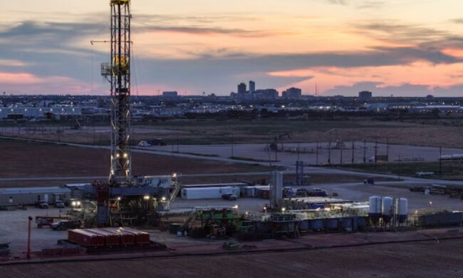 Нефтяная буровая установка в Техасе / Фото: Reuters