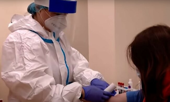 Украина может начать вакцинацию от COVID-19 в ускоренном режиме