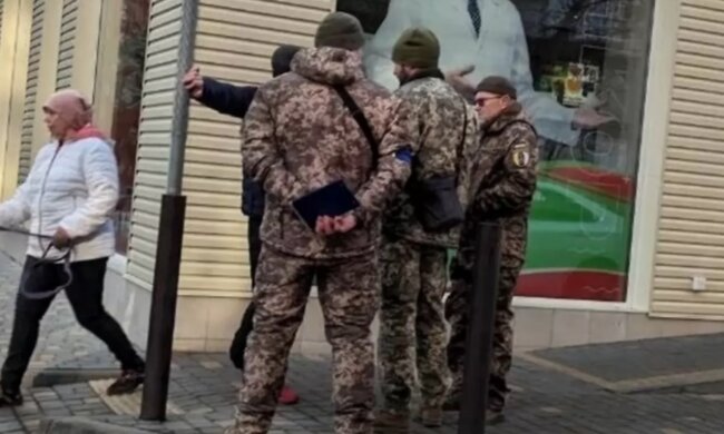 Українцям пояснили, чи можуть працівники ТЦК затримувати людей на вулиці