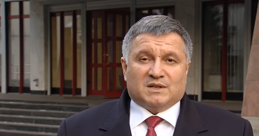 Глава МВД Украины, Арсен Аваков, коронавирус