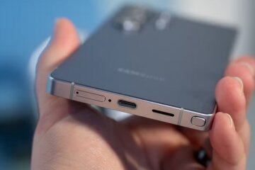 Мобільний телефон