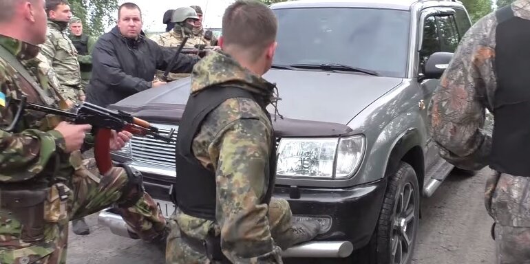 янтарь ровно