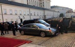 авто_Макрон