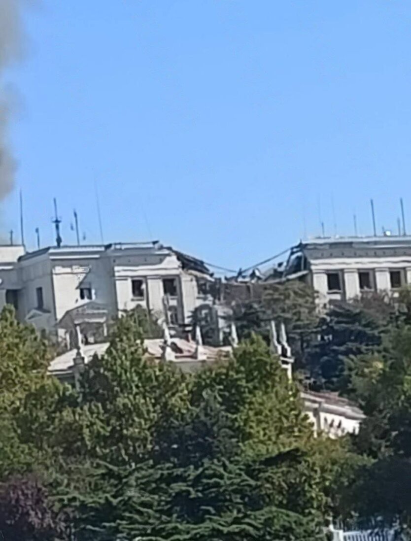 Ракетный удар по штабу ЧФ РФ в Севастополе
