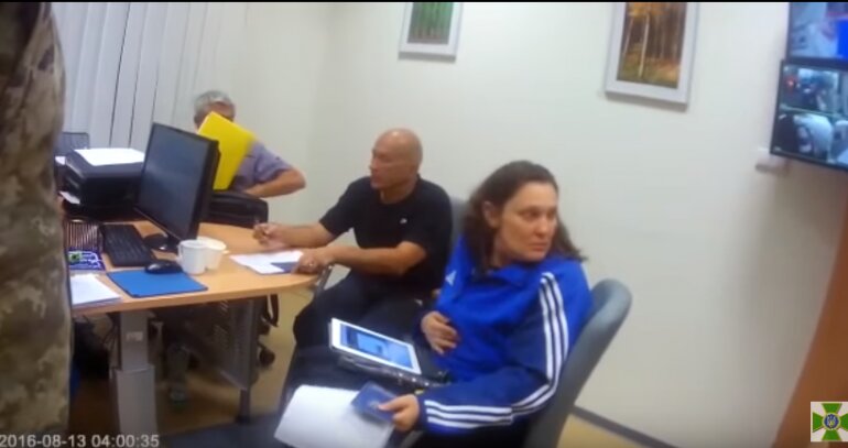 Татьяна Монтян и пограничники