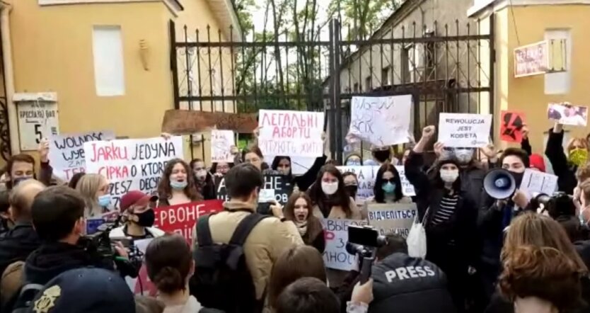 Протесты, Киев, Польша, аборты