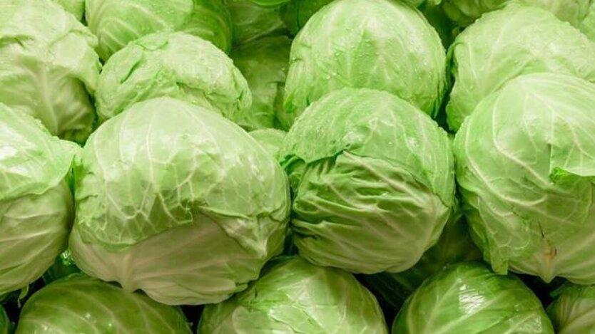 В Україні злетіли ціни на капусту та огірки, картопля подешевшала