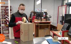 Упаковка посылок, доставка, Новая почта