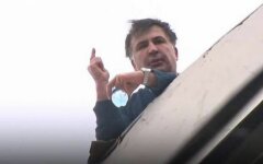 miheil-saakashvili-na-kryishe