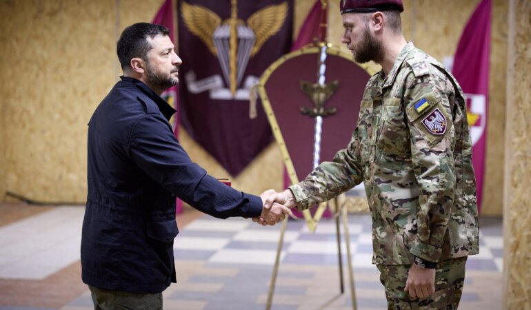 Владимир Зеленский, награждение воинов ВСУ