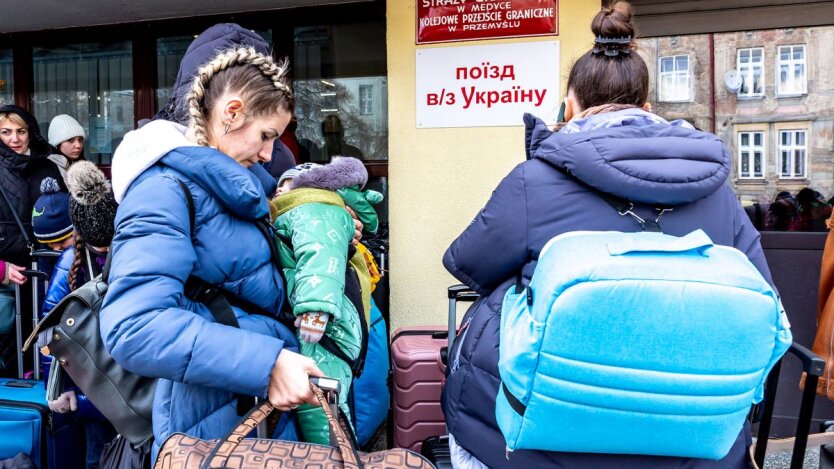 Возвращение беженцев в Украину / Фото: Getty Images