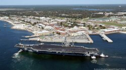 база ВМС США во Флориде