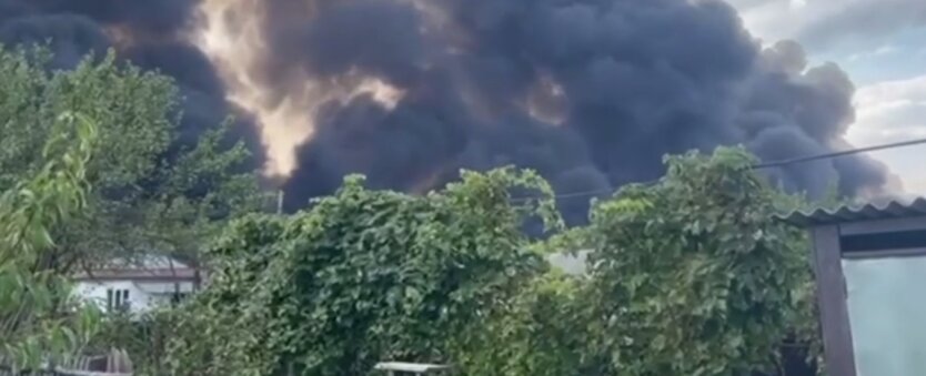 В Ивано-Франковской области произошел прорыв нефтепровода и пожар: пострадали 3 человека
