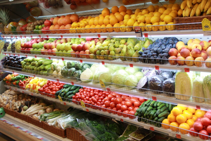 Ціни на овочі та фрукти в Україні