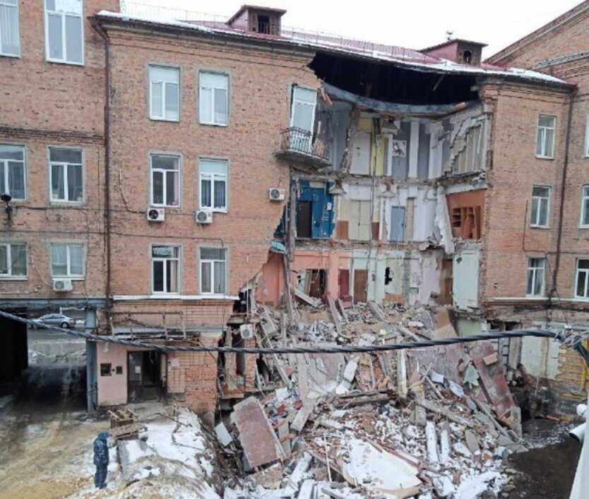 Обвал здания в Харькове, видео
