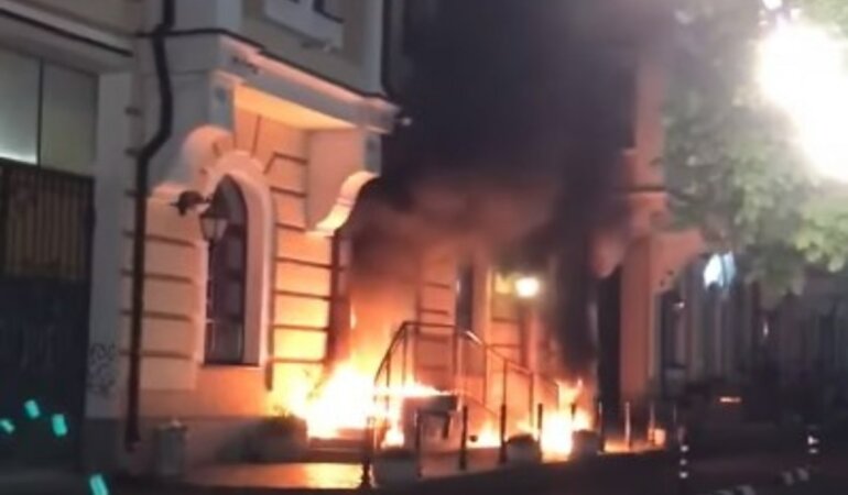 Тушение пожара в Киеве,Поджог дома в Киеве,Пожар на Воздвиженке