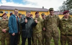 Порошенко_американские десантники
