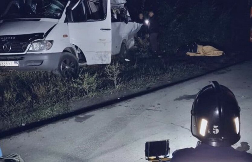 ДТП в России, разбился микроавтобус с пассажирами из оккупированного Донбасса, есть погибшие