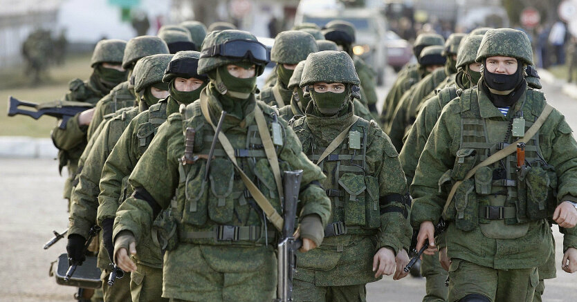Россия стянула 25 тысяч военных на юг Украины, — СМИ