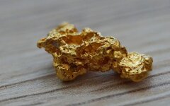 Золотой самородок / Фото: Pixabay