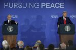 Трамп и Путин на прессконференции