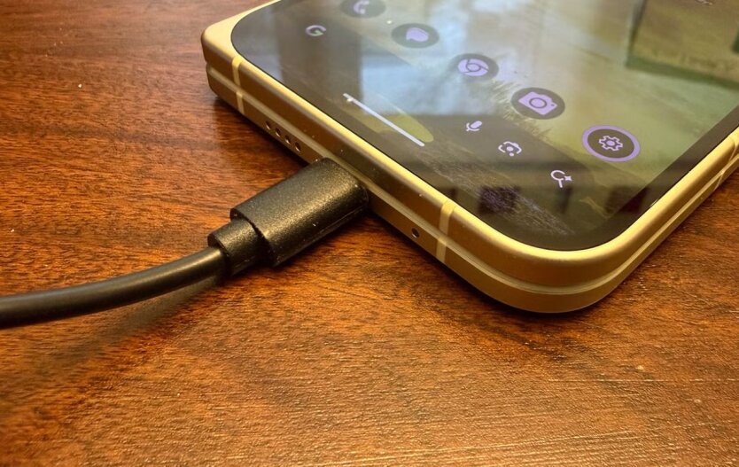 Заряджання телефону